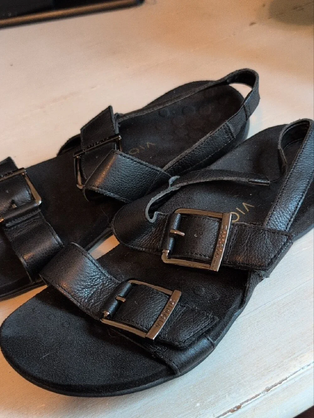 VIONIC Reese Slingbacks